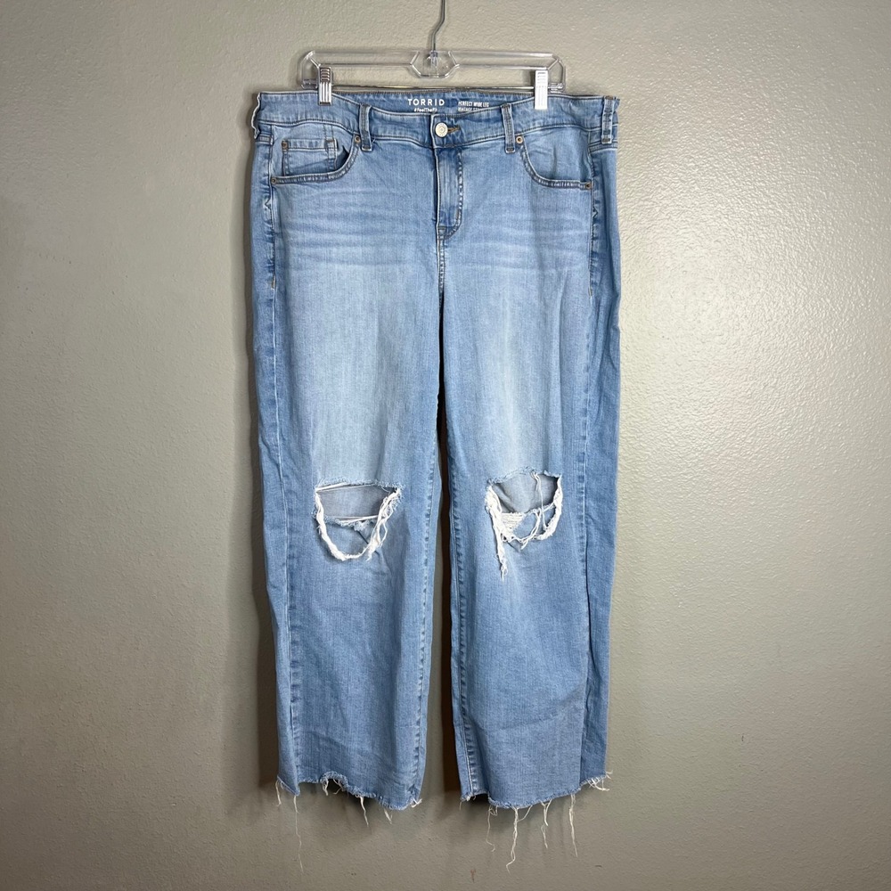 Torrid Perfect Wide Leg Vintage Stretch Jeans Sz 16S 16 Short Distressed Baggy